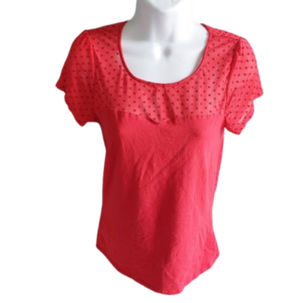 Red Short Sleeve Tee w Polka Dot  Size Large